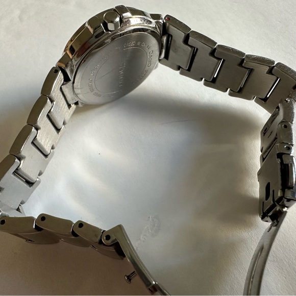 Ladies Casio sheen watch | Stainless steel main image 5
